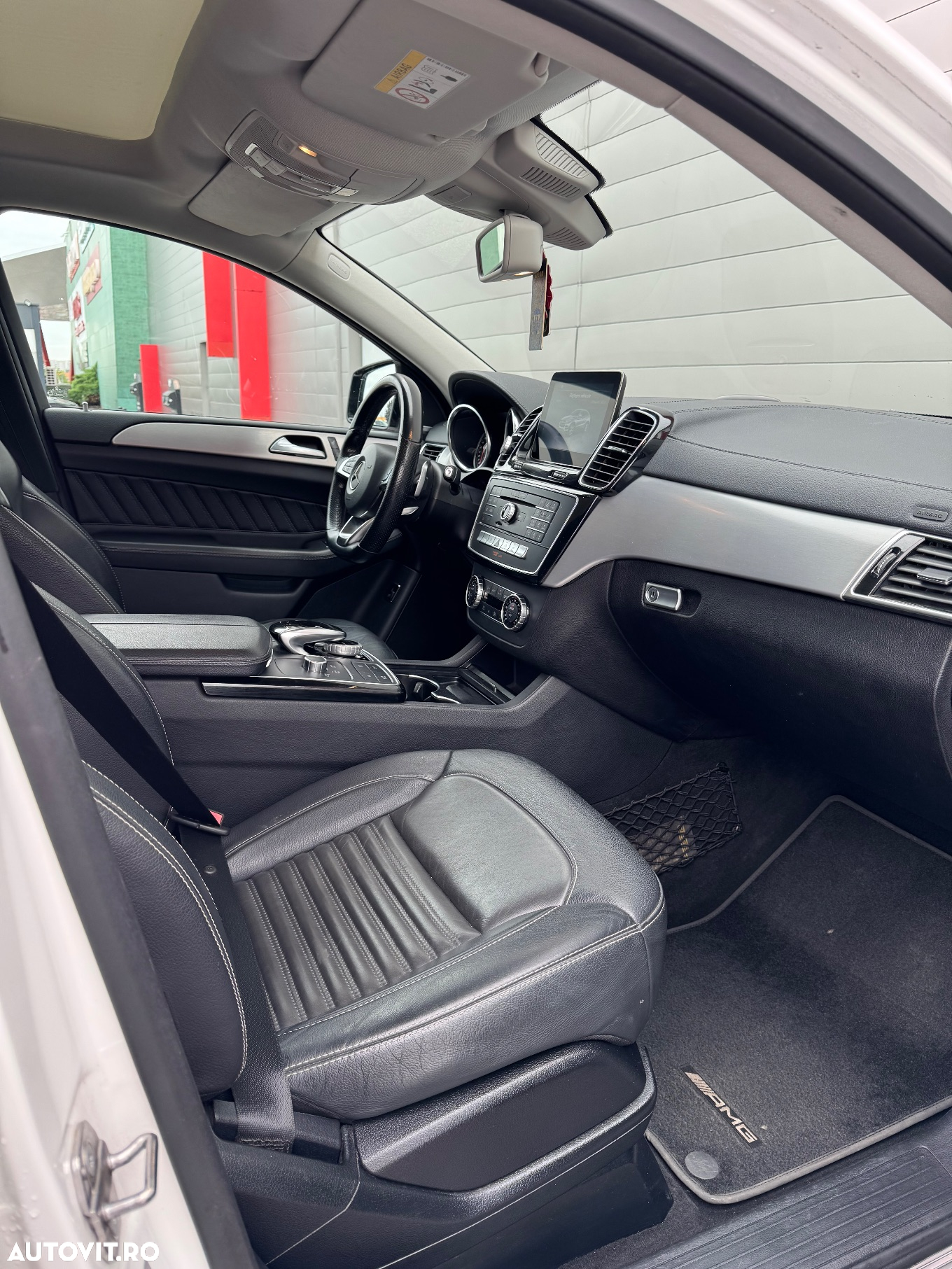 Mercedes-Benz GLE 350 d 4MATIC - 9