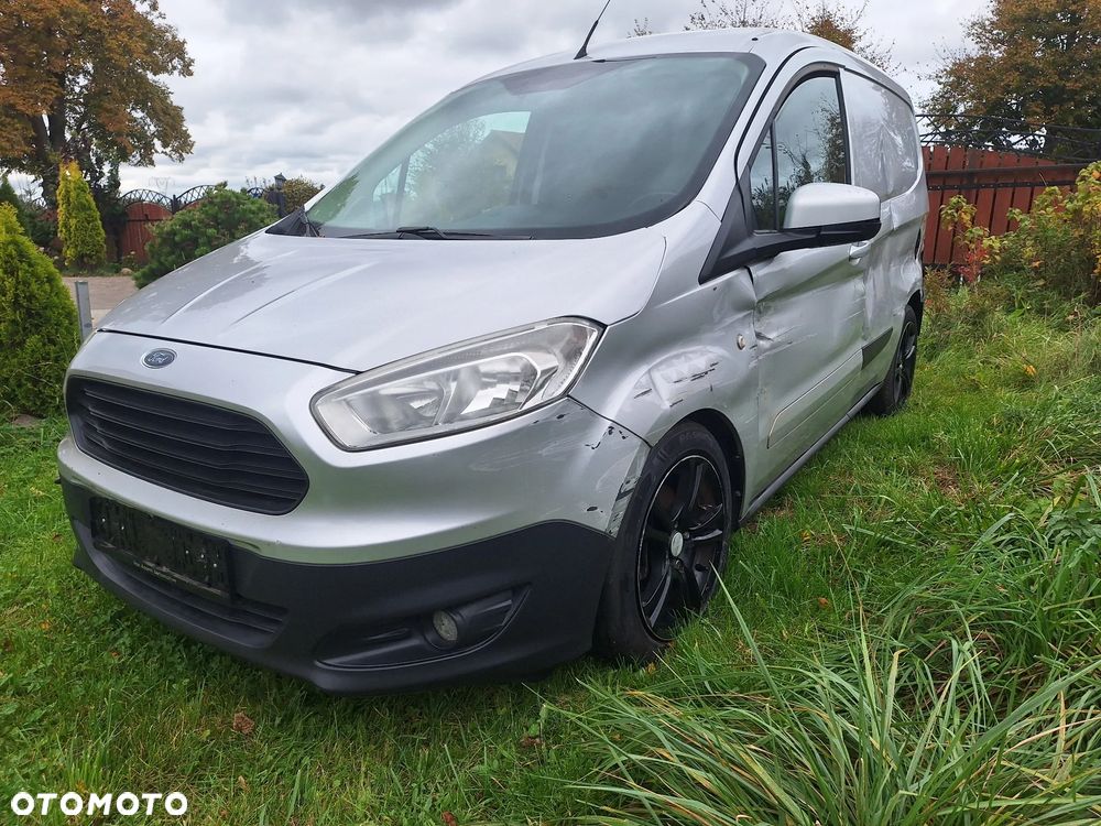 Ford Courier - 5