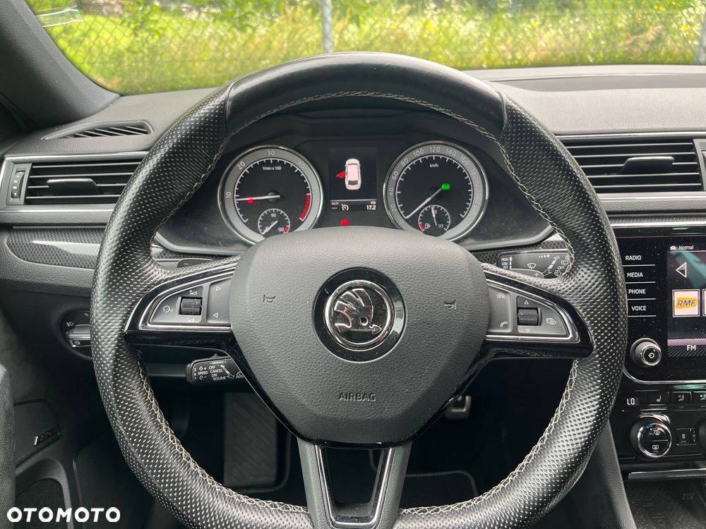 Skoda Superb 2.0 TDI 4x4 DSG Sportline - 24