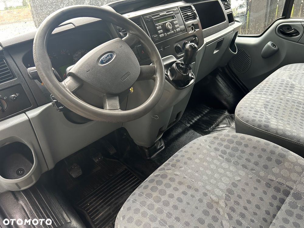 Ford Transit - 4