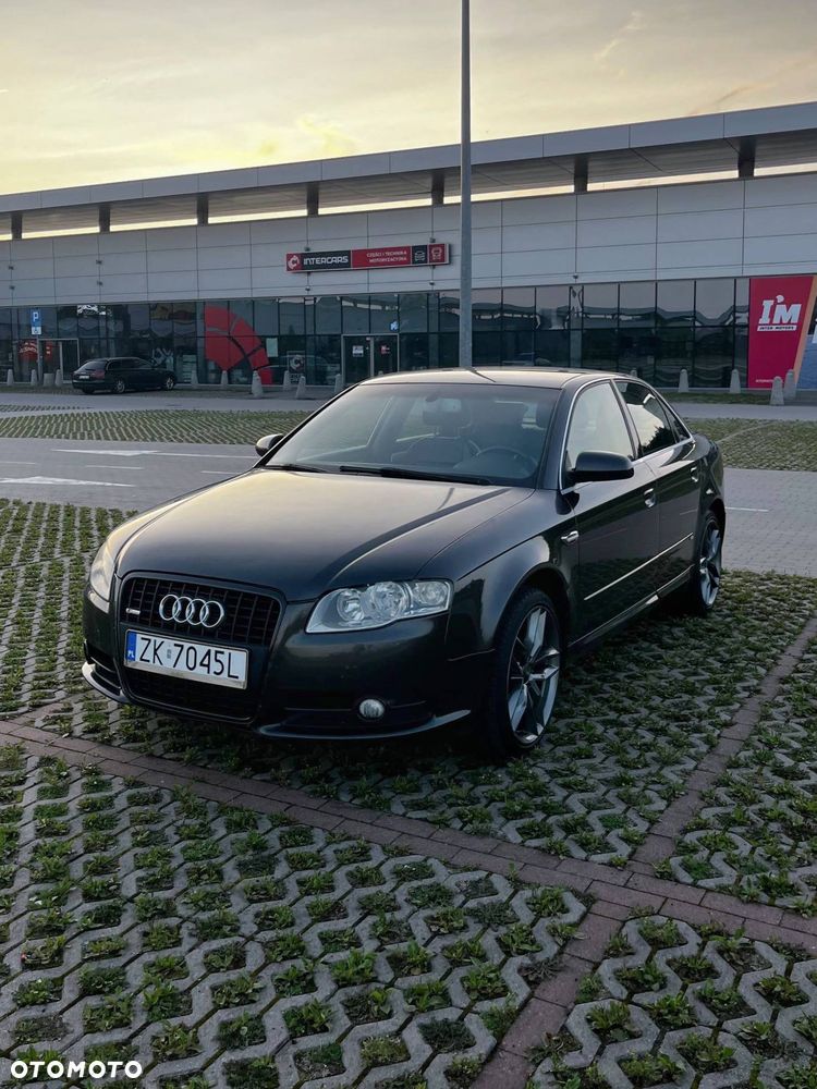 Audi A4 Limousine - 19