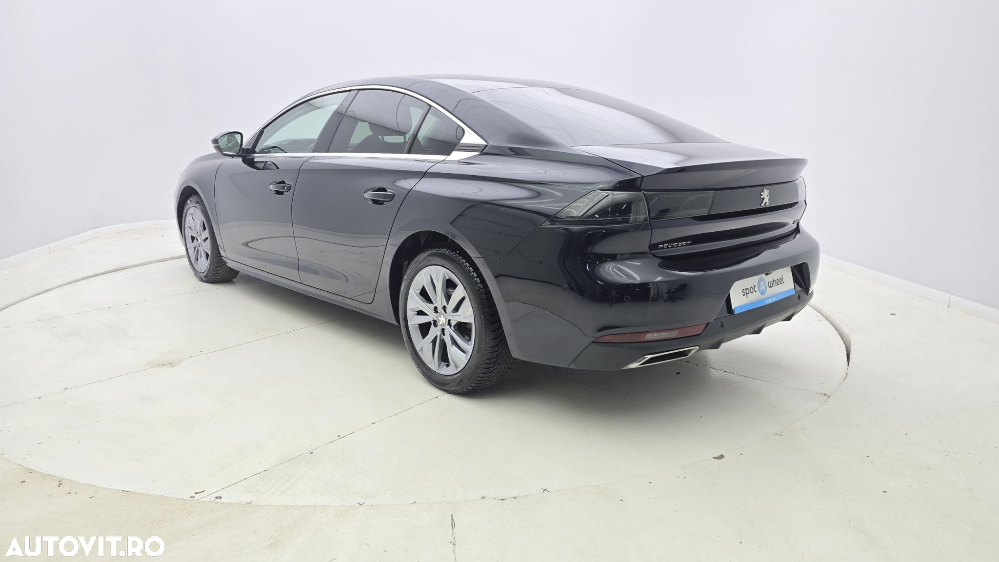 Peugeot 508 - 8