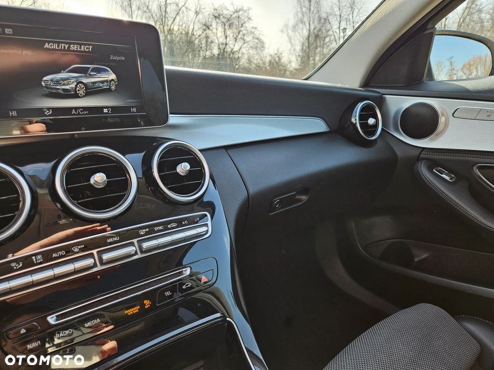 Mercedes-Benz Klasa C 200 (BlueTEC) d 7G-TRONIC Exclusive - 32