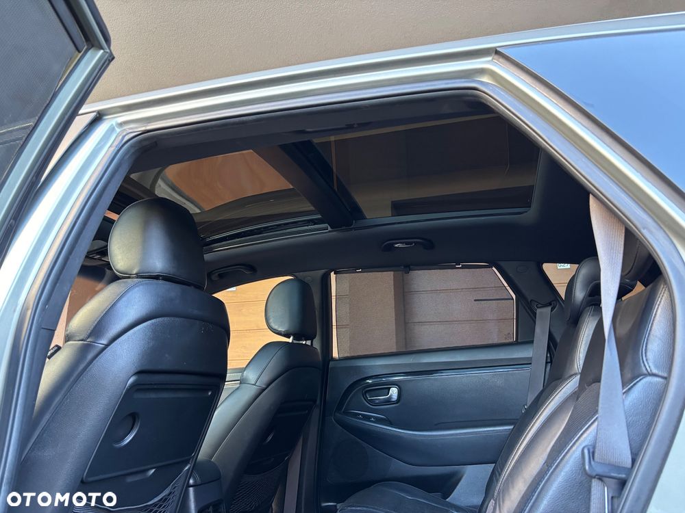 Kia Carens 1.7 CRDi Vision - 10