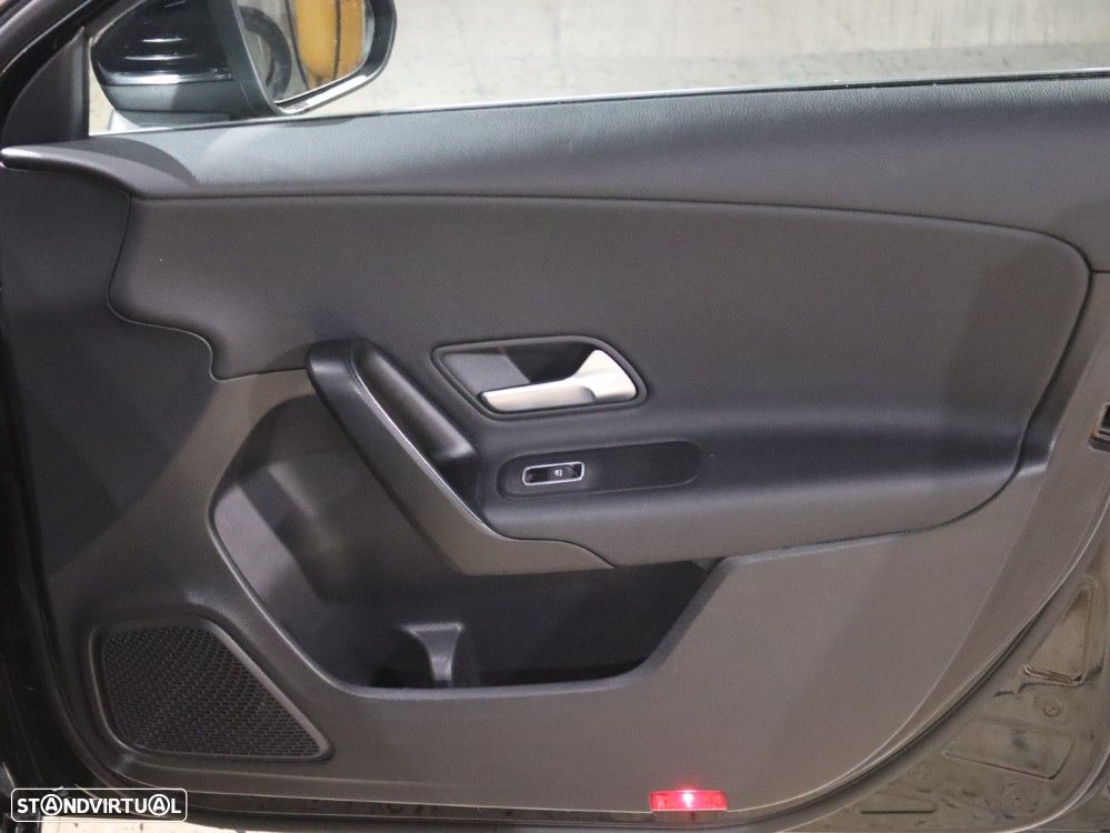 Mercedes-Benz A 180 d Progressive - 19