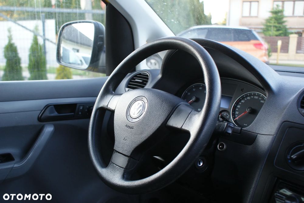 Volkswagen Caddy Maxi - 12