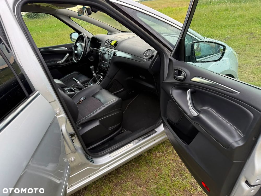 Ford S-Max 2.0 TDCi DPF Titanium - 3
