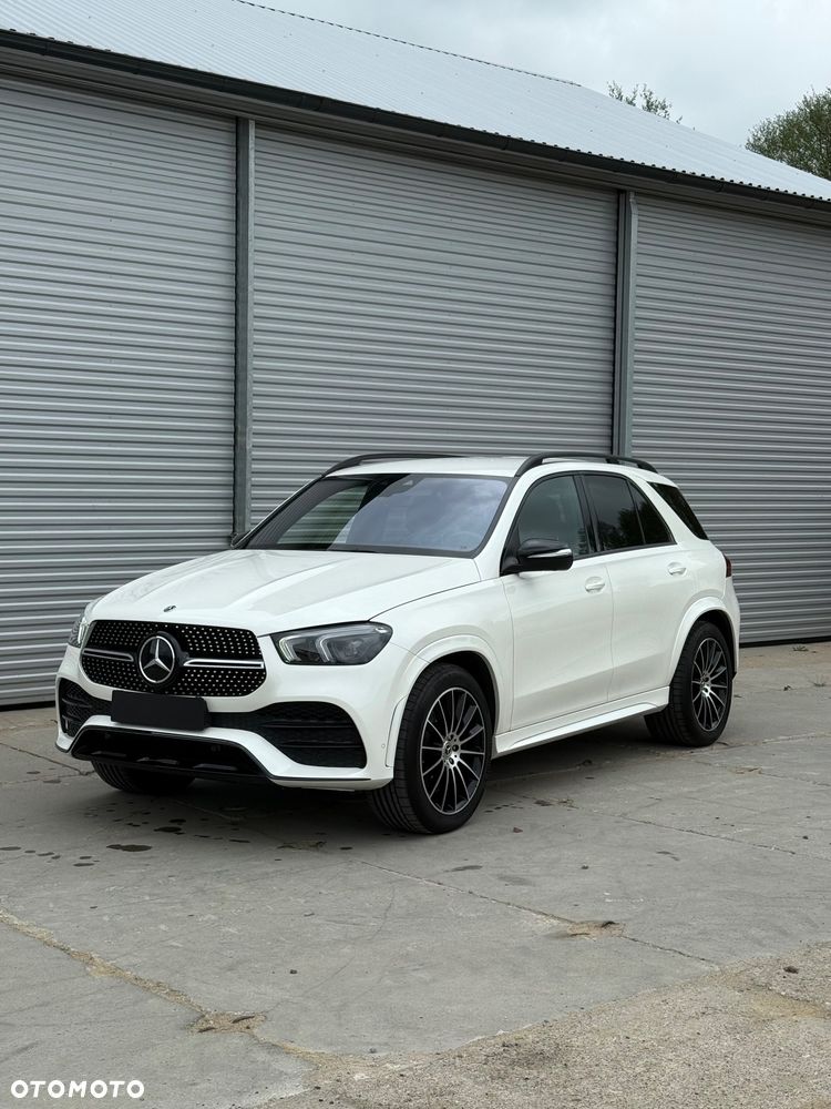 Mercedes-Benz GLE - 1