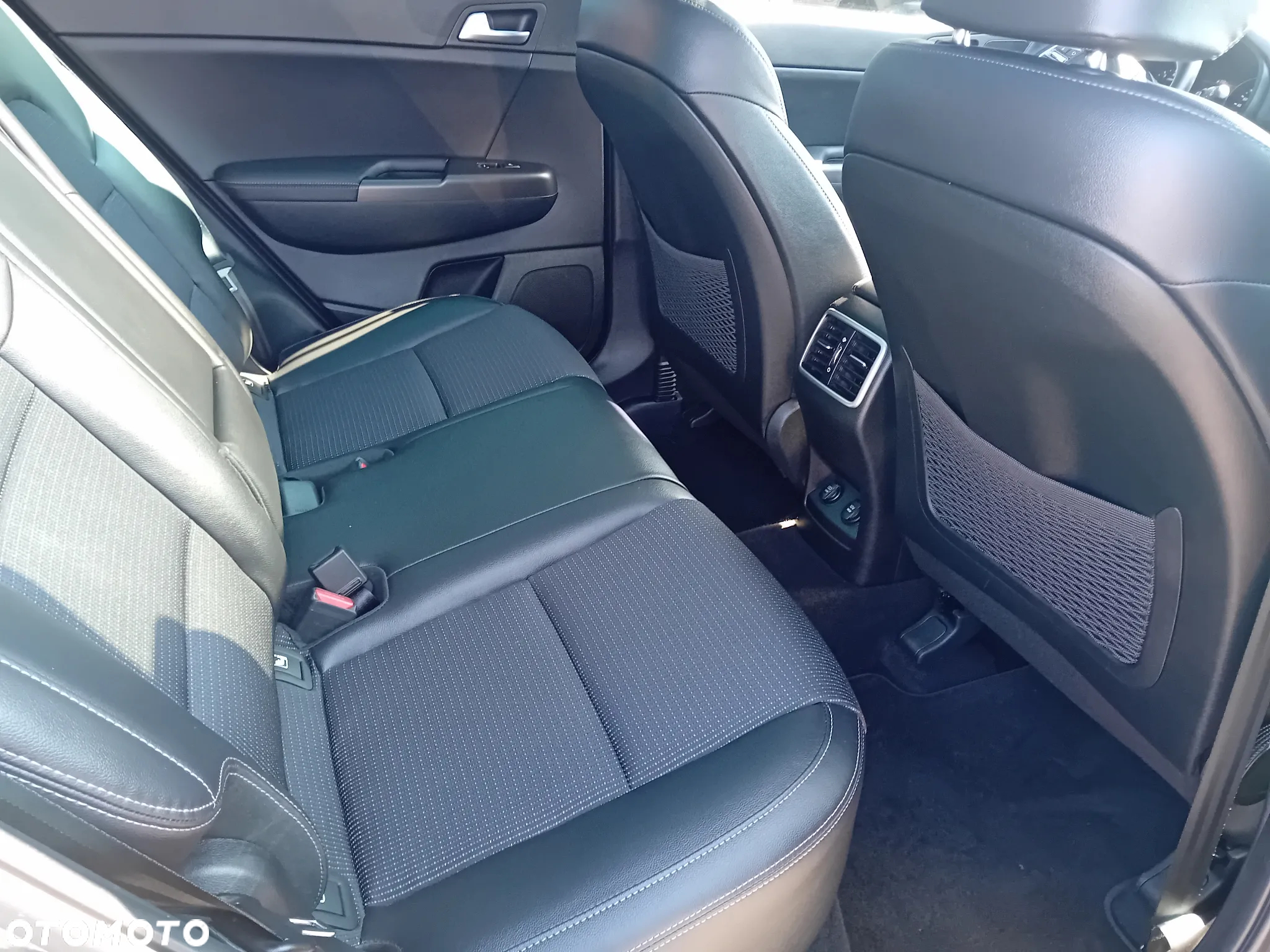 Kia Sportage - 11