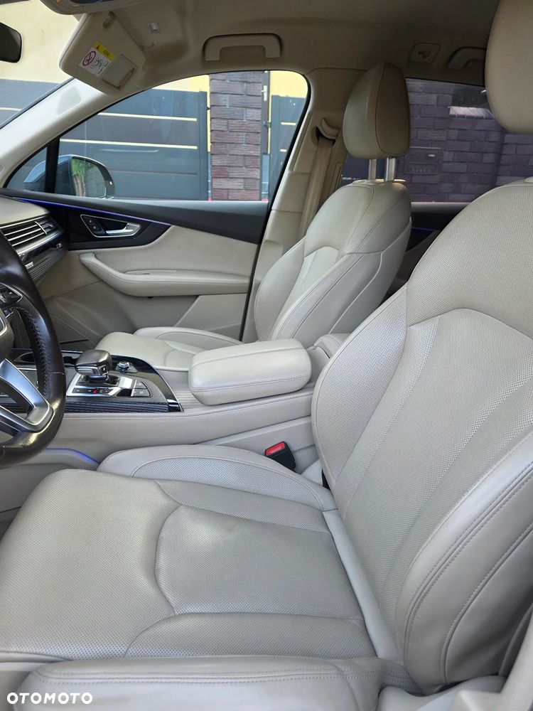Audi Q7 50 TDI mHEV Quattro S Line Tiptr - 2