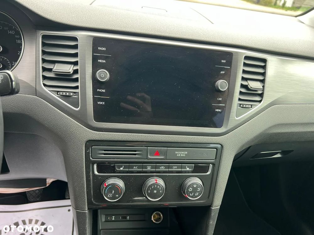 Volkswagen Golf Sportsvan VII SV 1.0 TSI Comfortline - 18