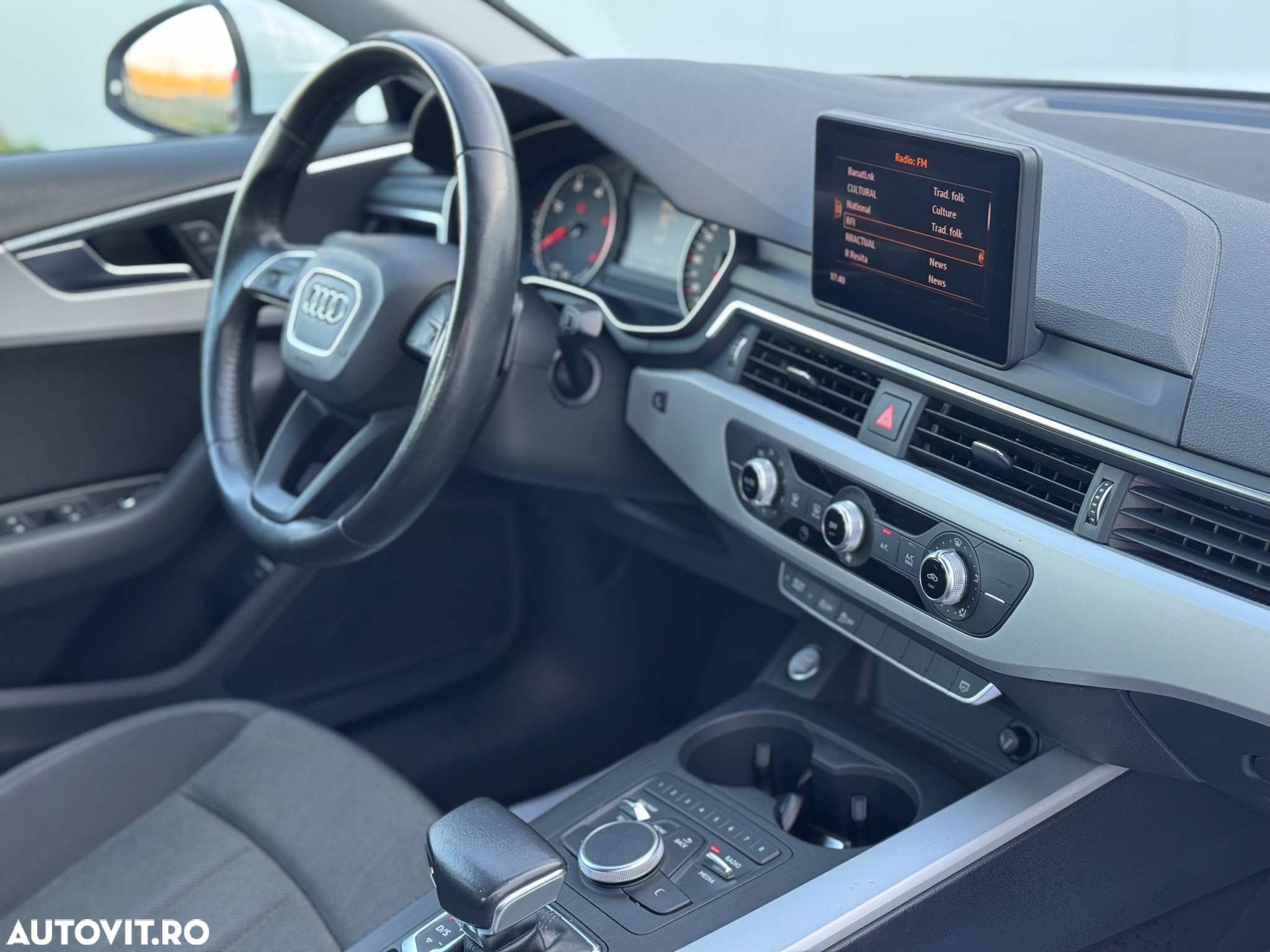 Audi A4 2.0 TDI DPF clean diesel multitronic Ambition - 4