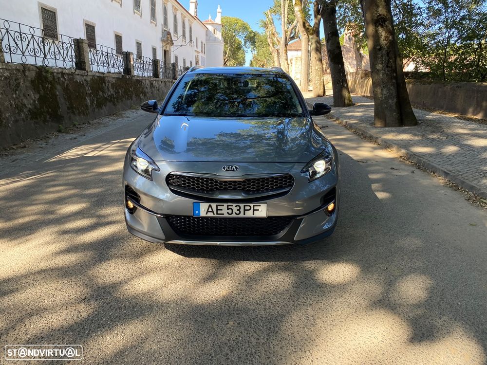 Kia XCeed 1.6 CRDi Tech+SRF - 57