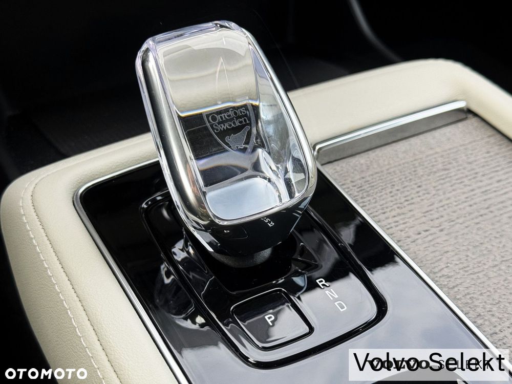 Volvo XC 90 - 23