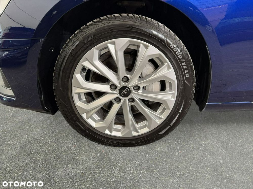 Audi A4 Avant - 11