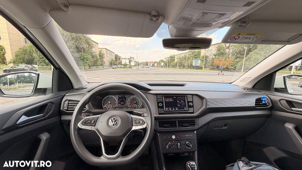 Volkswagen T-Cross - 8