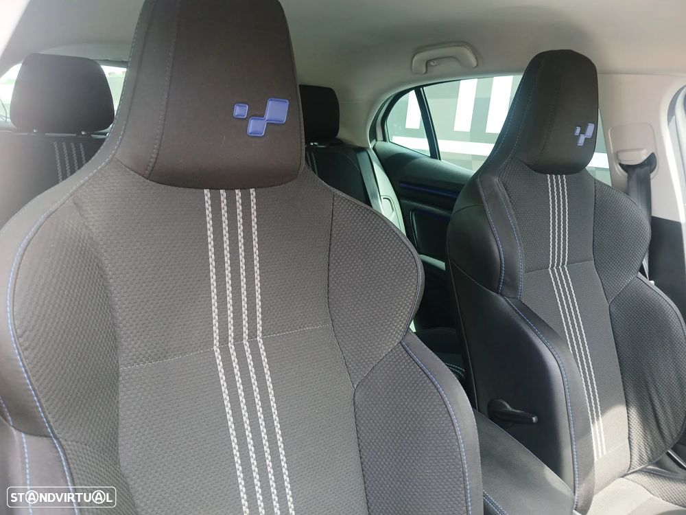 Renault Mégane 1.5 Blue dCi R.S. Line - 19