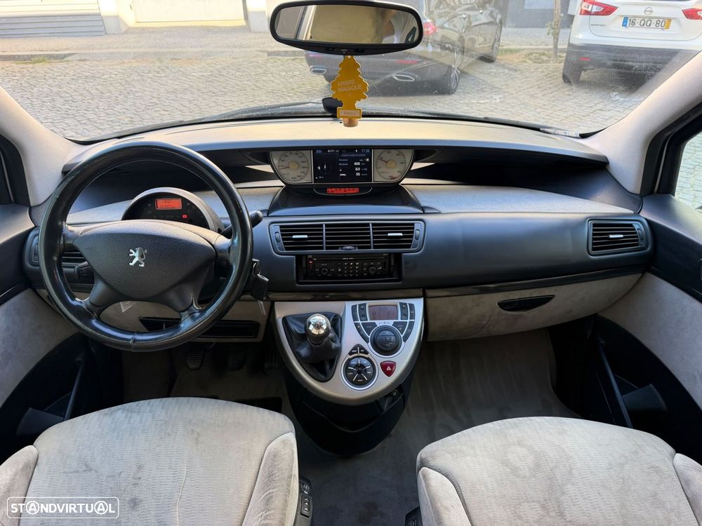 Peugeot 807 2.0 HDi - 19