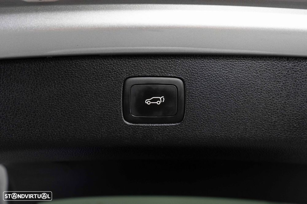MG EHS 1.5 T-GDI Plug-in Hybrid Luxury - 24