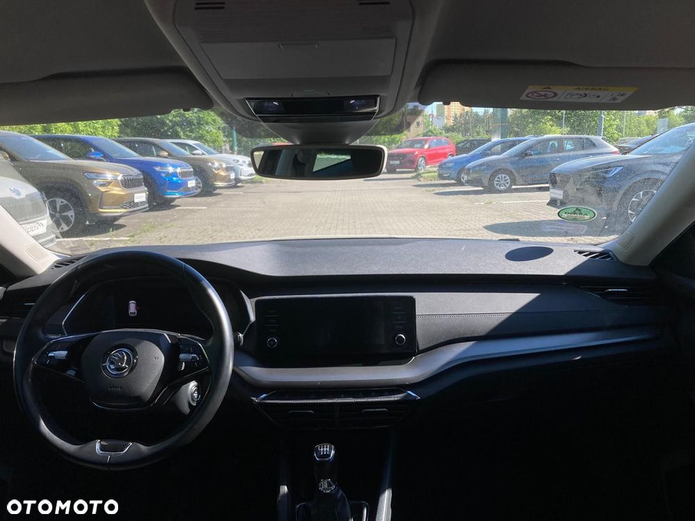 Skoda Octavia 1.5 TSI ACT Ambition - 8