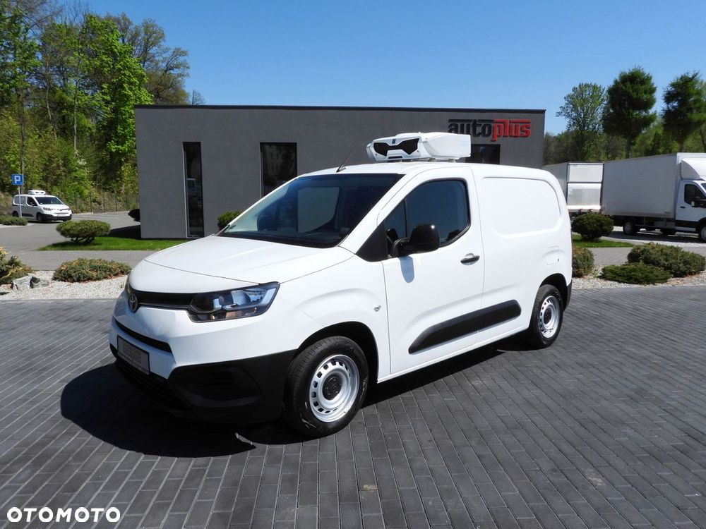 Toyota PROACE CITY  FURGON CHŁODNIA  -15*C ZASILANIE 230V TEMPOMAT KLIMATYZACJA  100KM - 7
