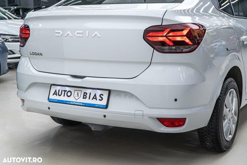 Dacia Logan TCe 90 MT6 Prestige - 13