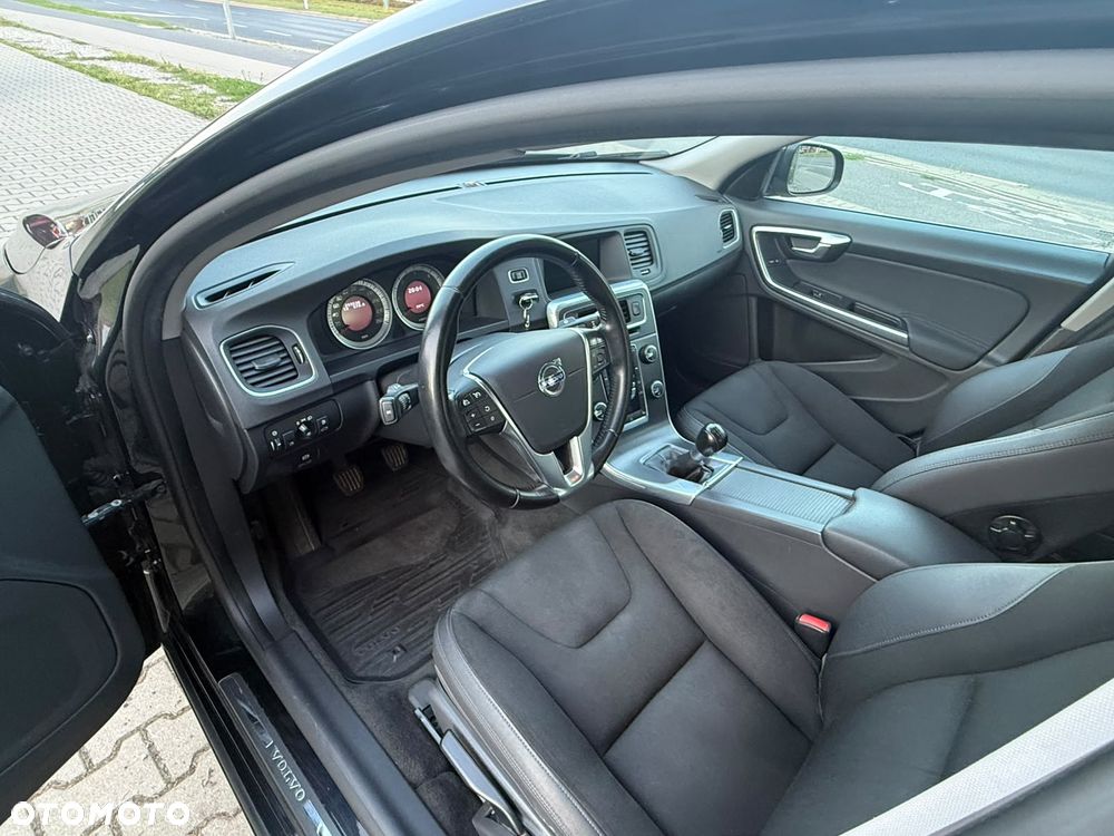 Volvo S60 D3 Business Edition - 6