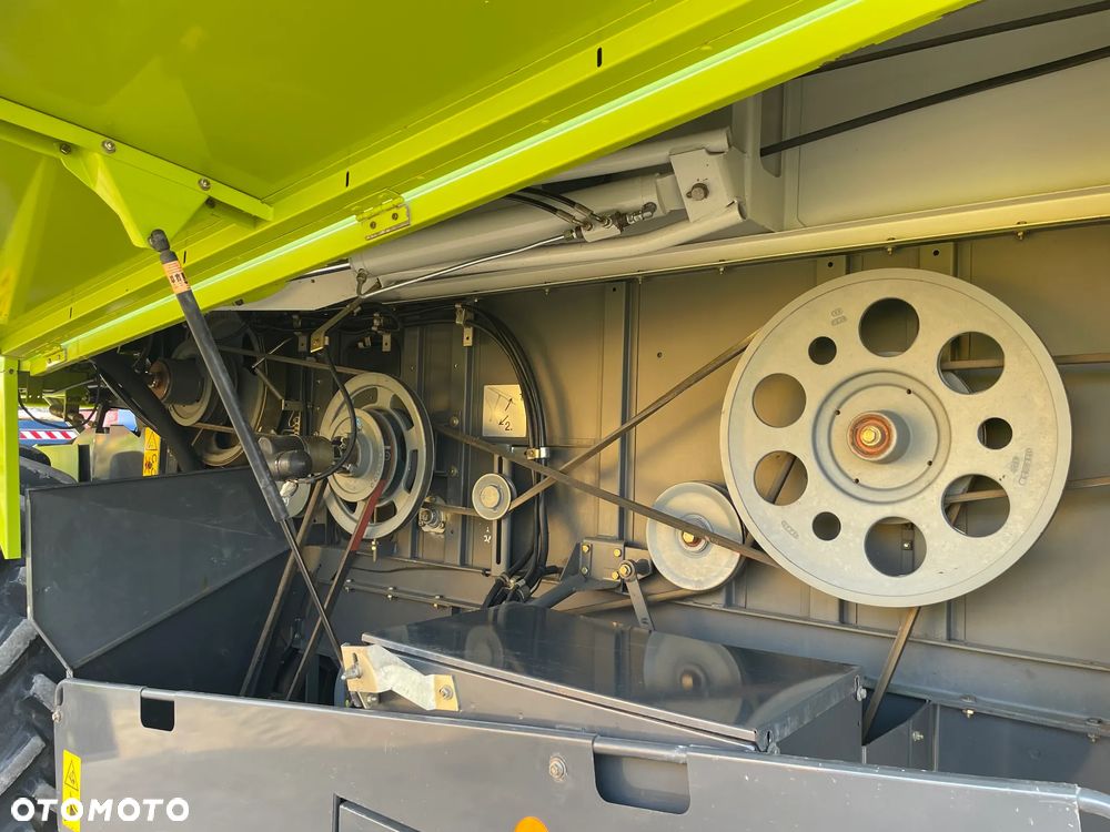 Claas Medion 330 - 9