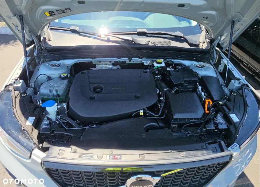 Volvo XC 40 B5 AWD Ultimate Dark - 12