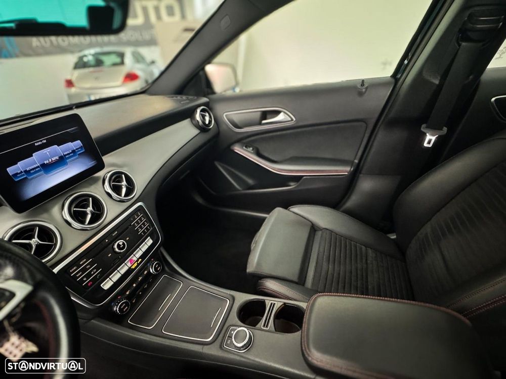 Mercedes-Benz GLA 180 AMG Line Aut. - 21