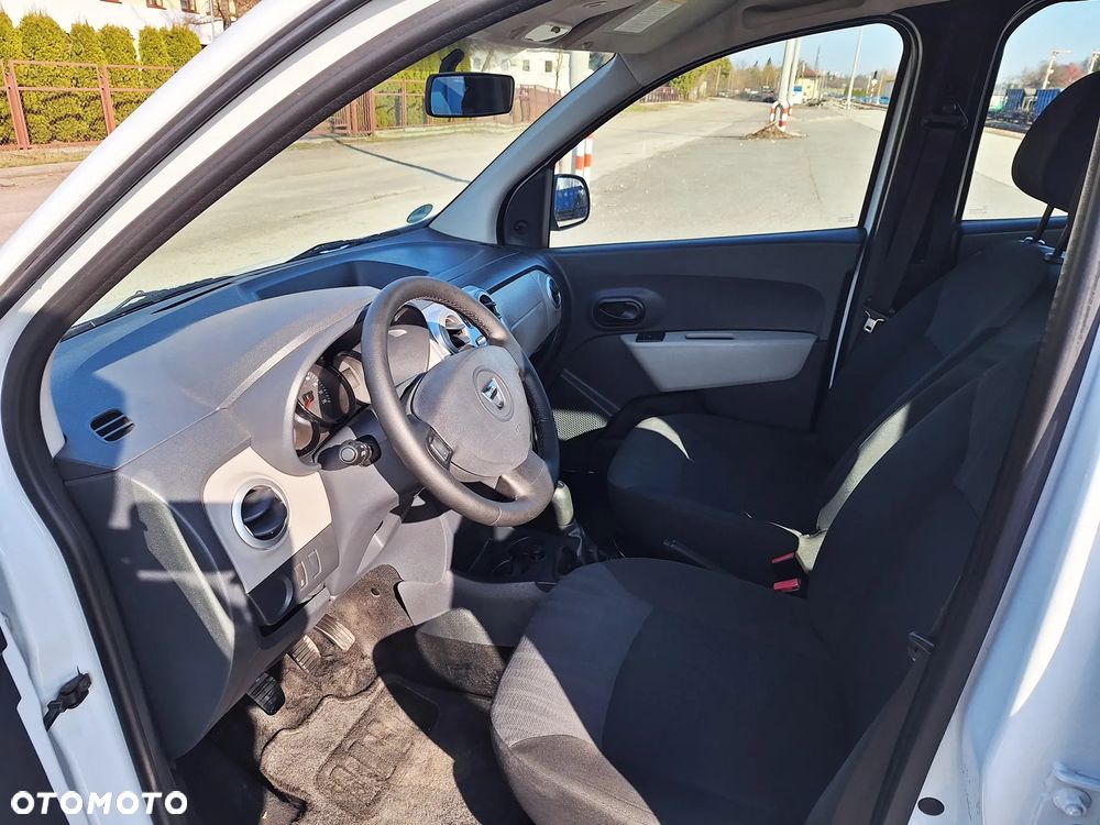 Dacia Lodgy 1.6 Access - 6