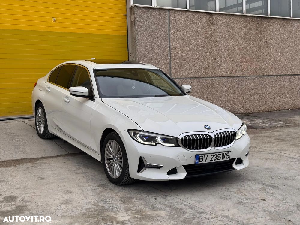 BMW Seria 3 320d xDrive Aut. Edition Luxury Line Purity - 1