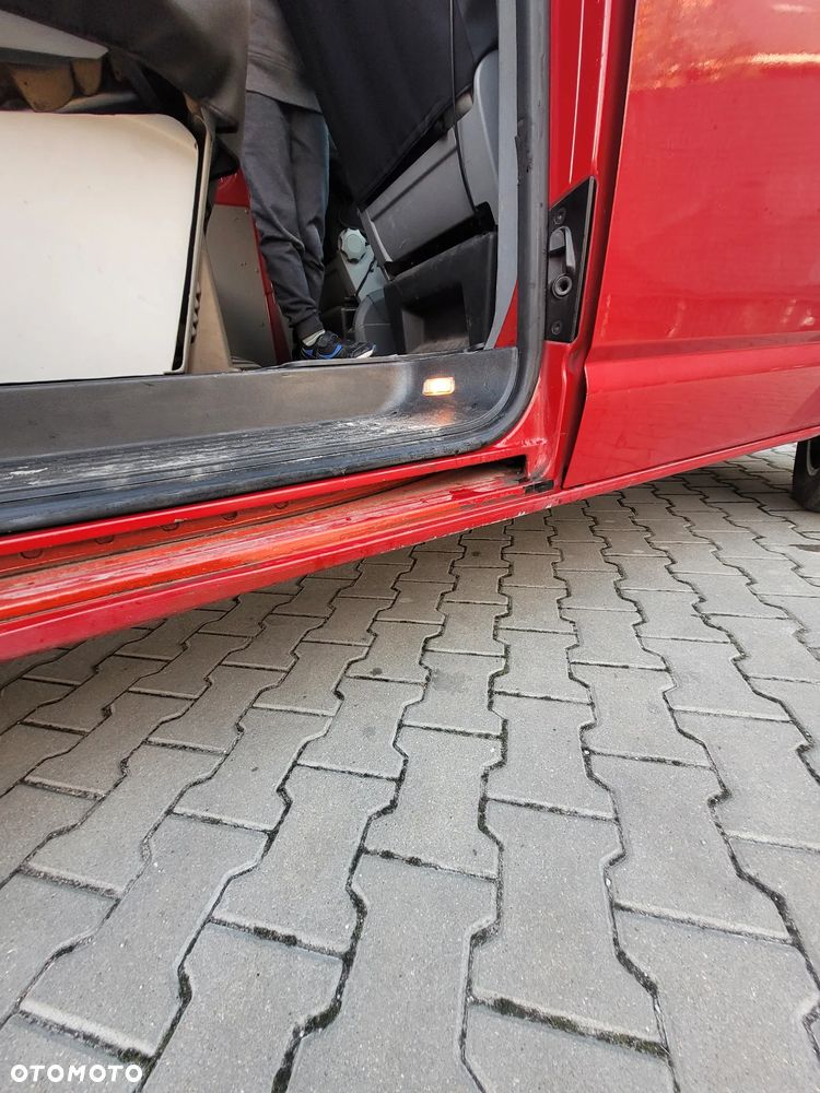 Volkswagen Transporter L2H1 - 18