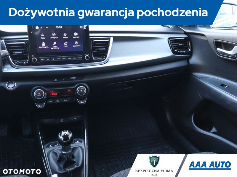 Kia Rio - 10