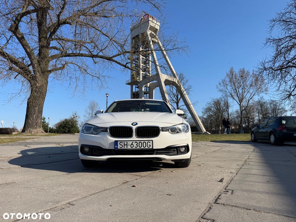 BMW Seria 3 318d - 10