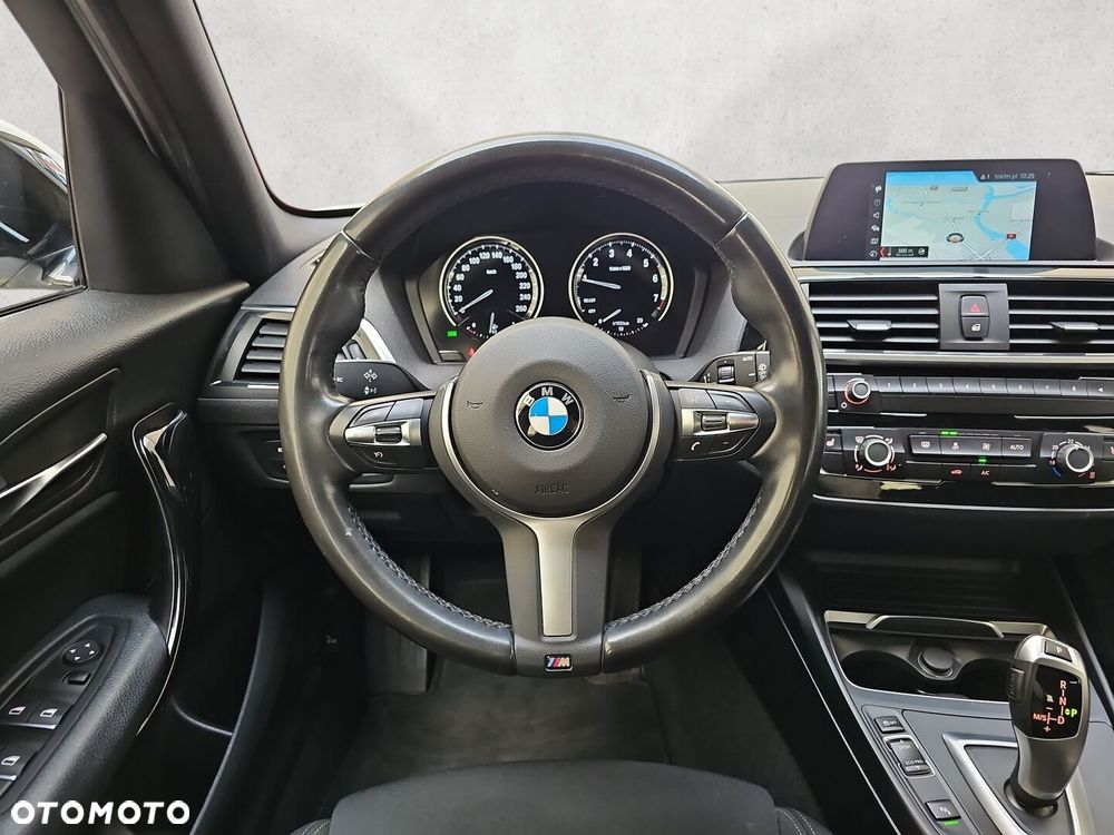 BMW Seria 1 118i GPF Sport Line - 29
