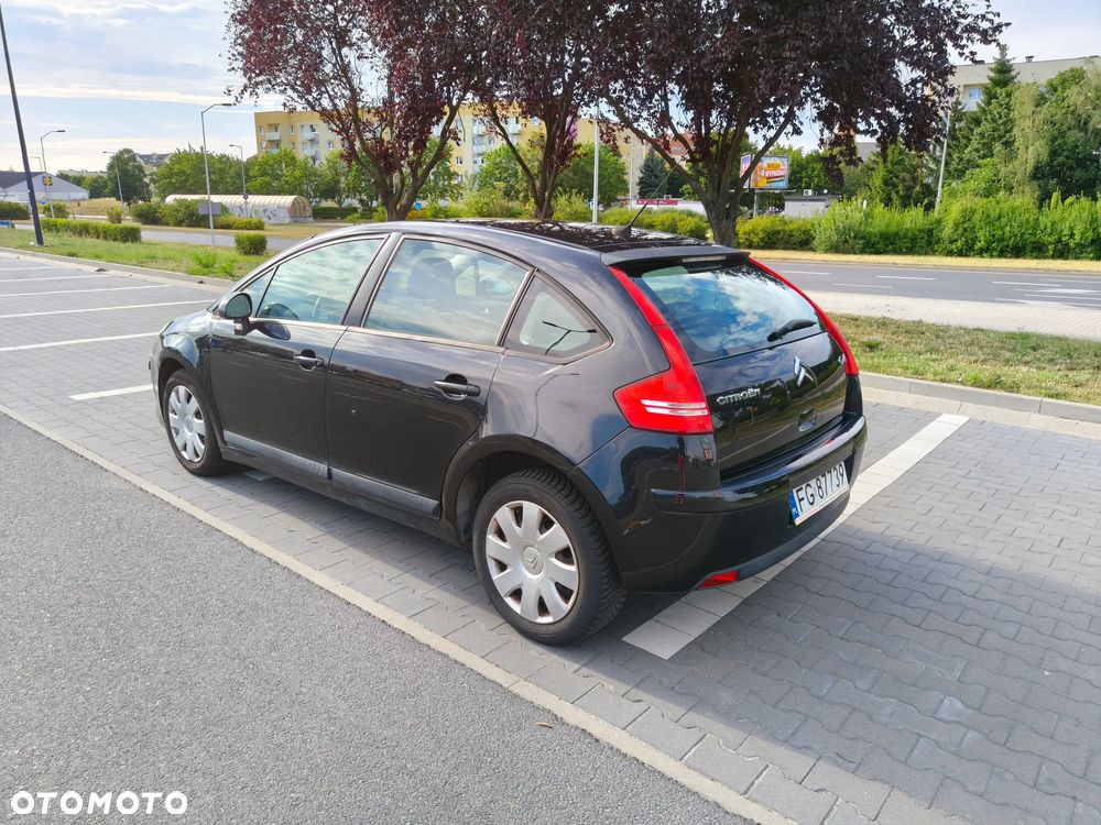 Citroën C4 1.4 16V SX - 4