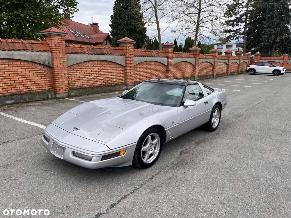 Chevrolet Corvette 5.7 - 9