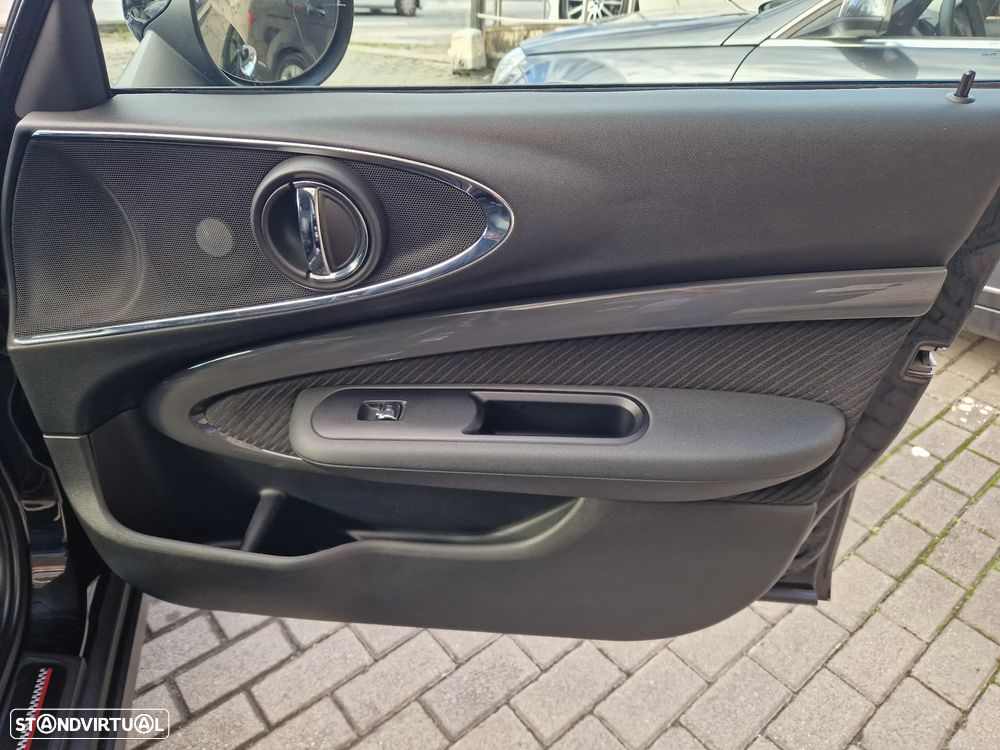 MINI Clubman Cooper SD Auto Desportiva - 10