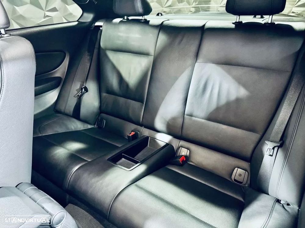 BMW 123 d Cabrio - 29