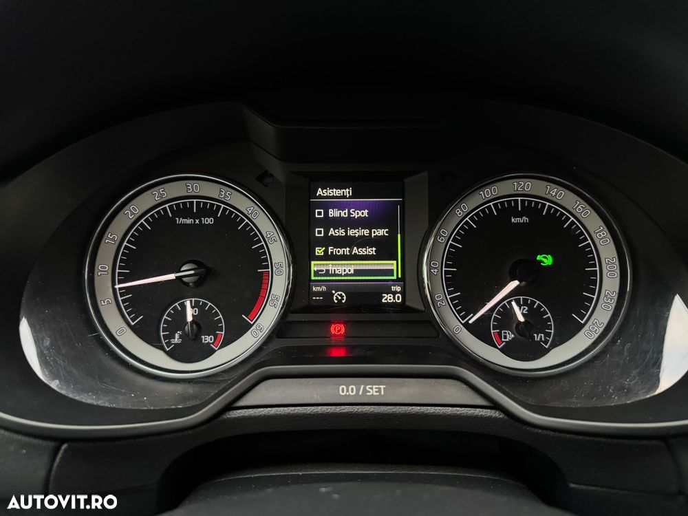 Skoda Octavia 2.0 TDI DSG Sport Edition - 13