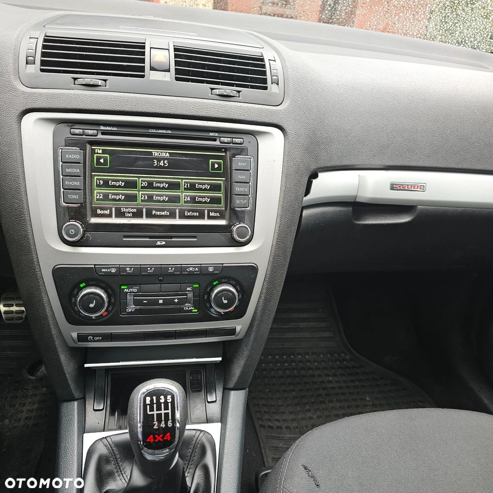 Skoda Octavia 2.0 TDI DPF Scout 4x4 - 9