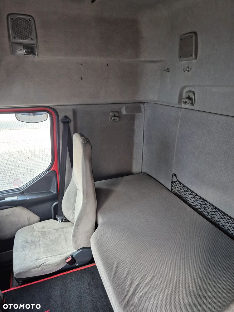 Renault Premium - 11