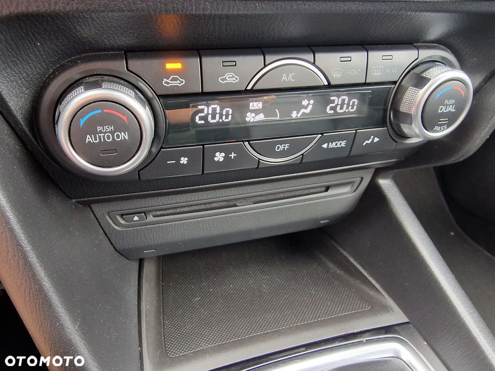 Mazda 3 - 30