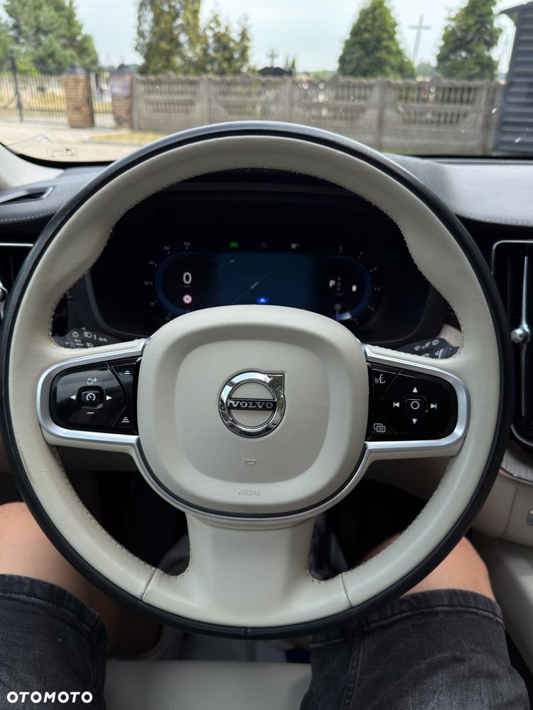 Volvo XC 60 - 31