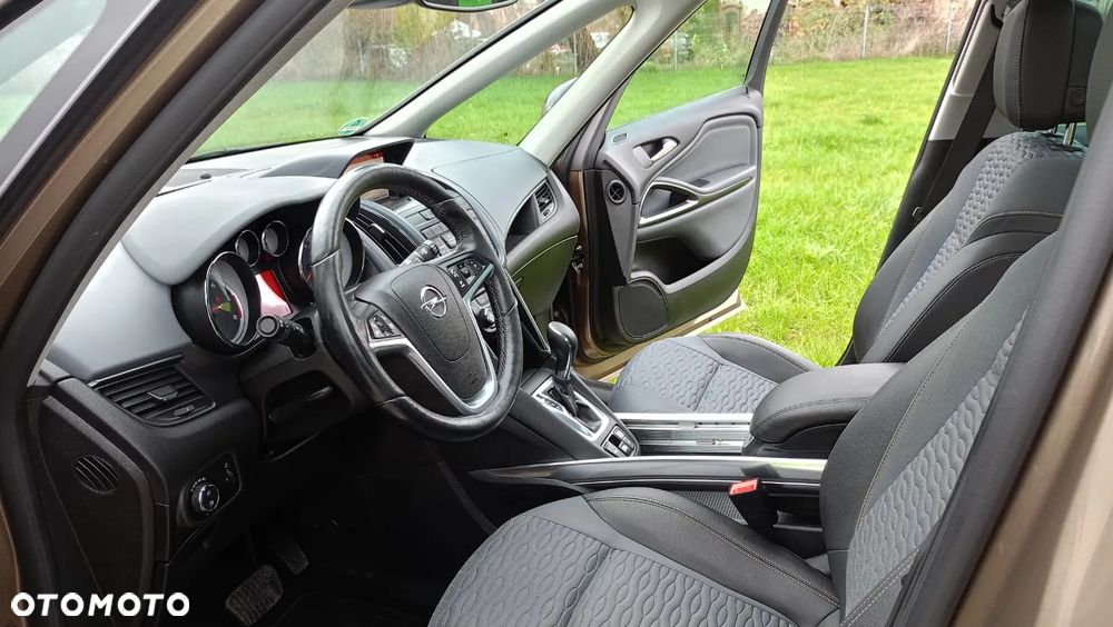 Opel Zafira - 8