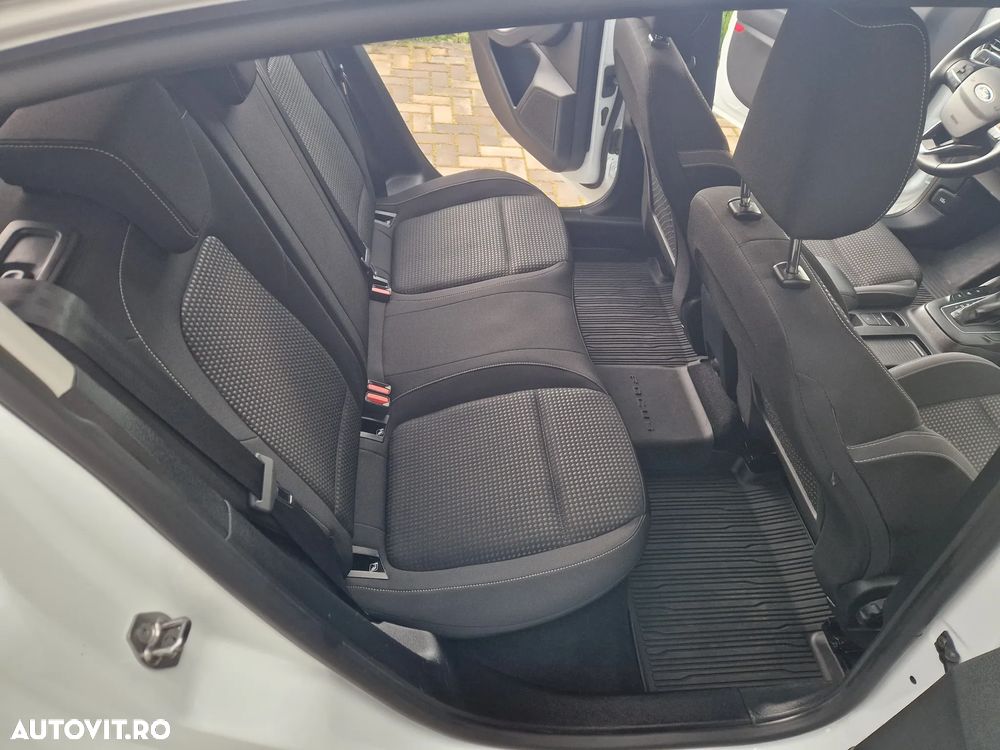 Ford Focus 1.0 EcoBoost MHEV Titanium X - 15