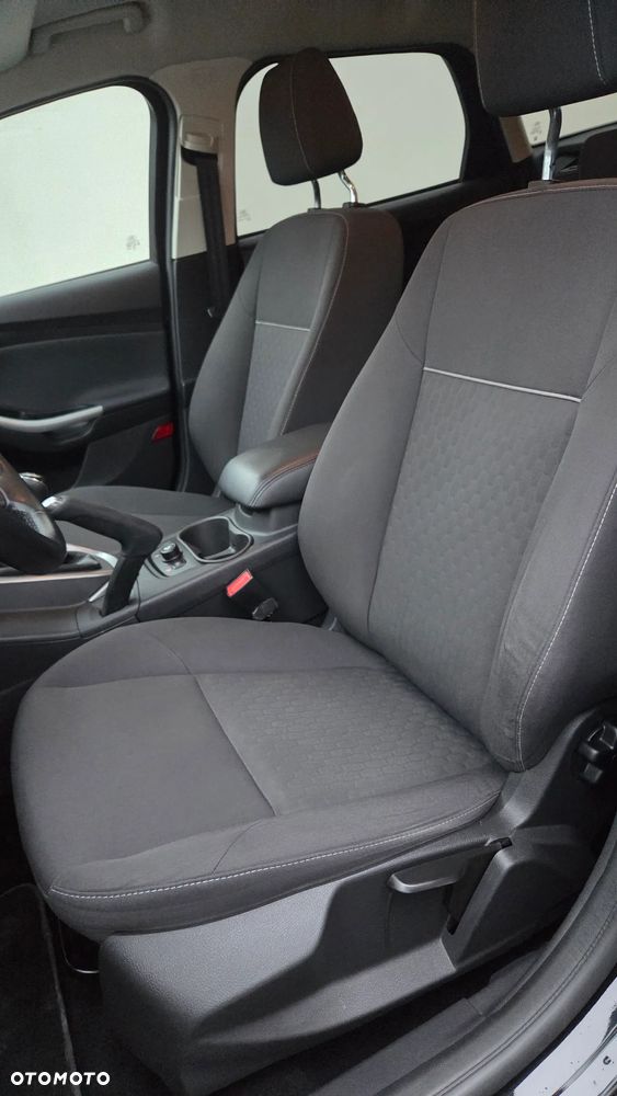 Ford Focus 2.0 TDCi Gold X (Trend) - 17