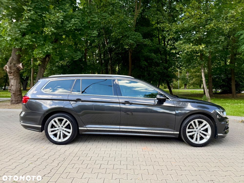 Volkswagen Passat Variant 2.0 TDI DSG (BlueMotion Technology) Highline - 22