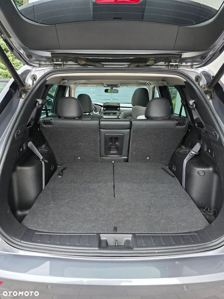 Mitsubishi Outlander - 23